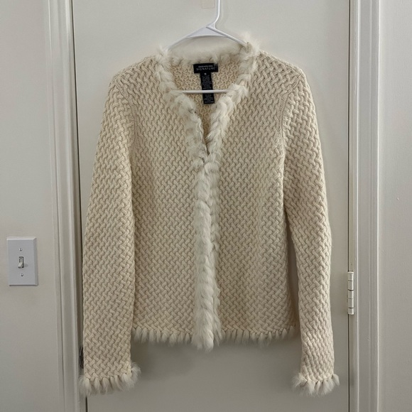 Jones New York Signature cream wool and angora trim cardigan, size medium! - Picture 1 of 7